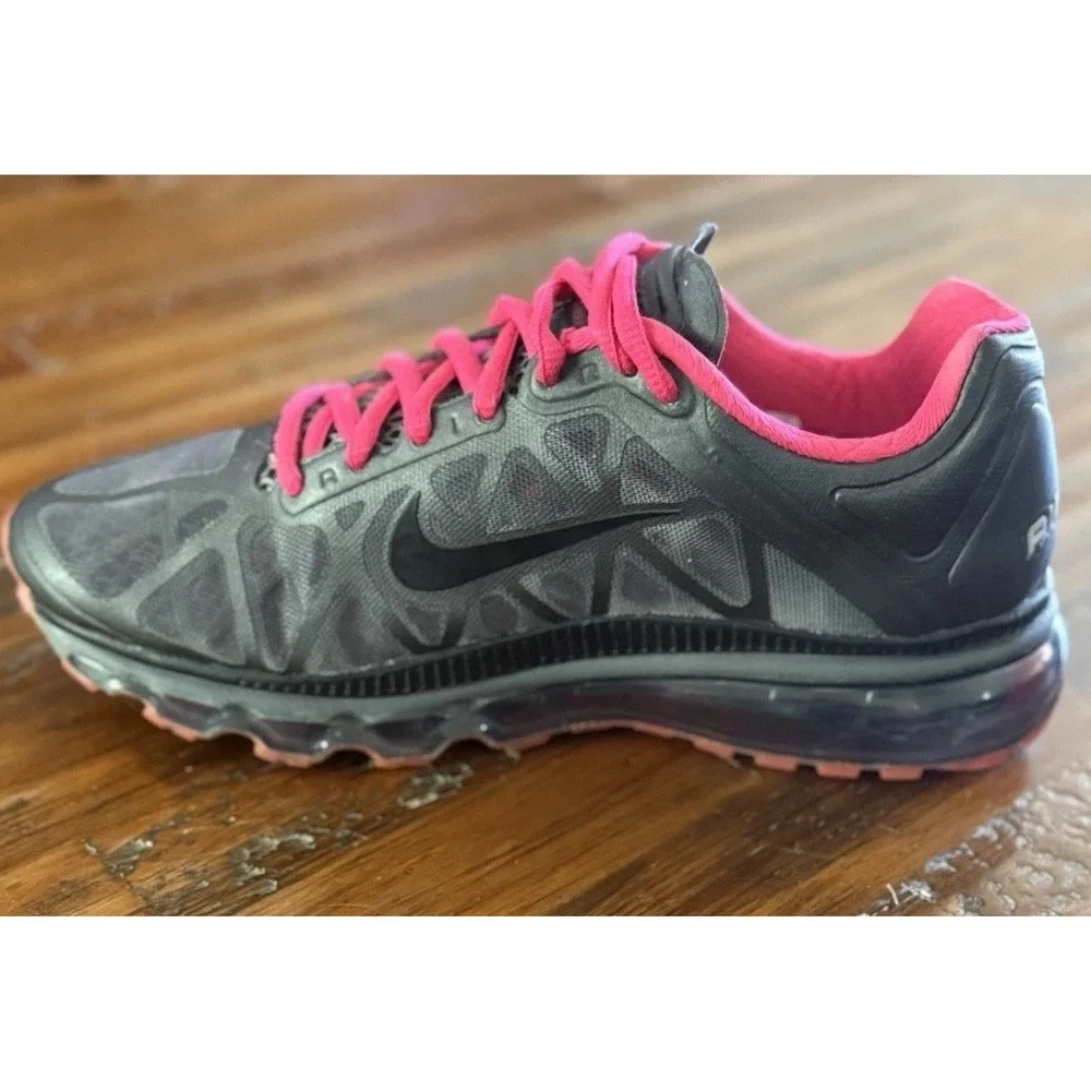 Size 7 - Nike Air Max 2011 Leather Black Pink‎ W